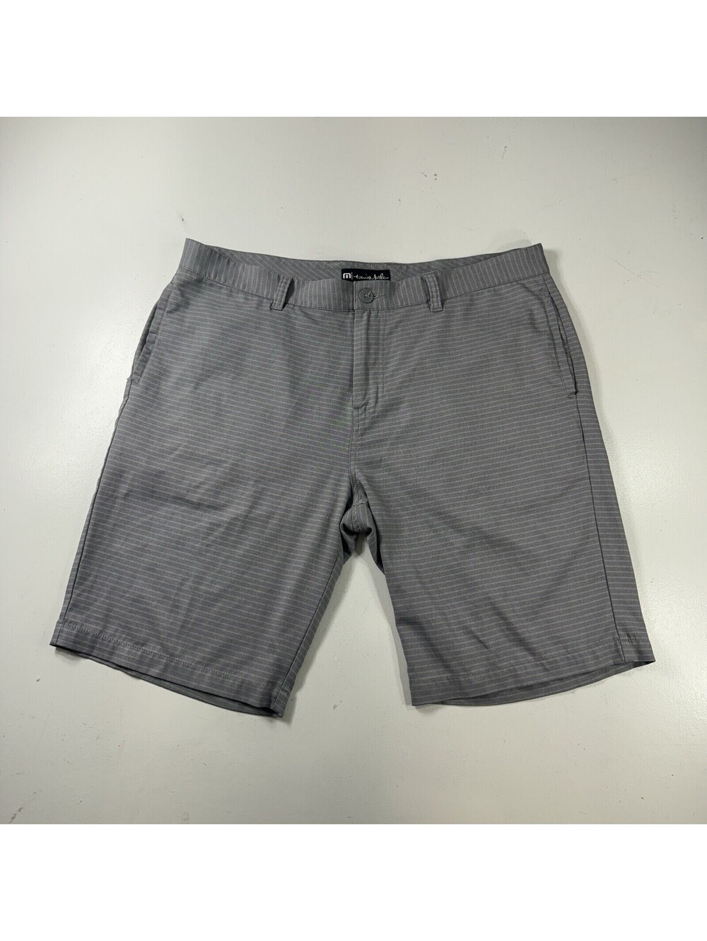Travis Mathew Golf Chino Shorts Light Gray Men’s Size 40